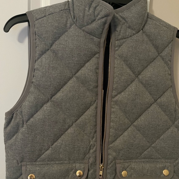 Jcrew gray puffer vest - PXS - Picture 2 of 6